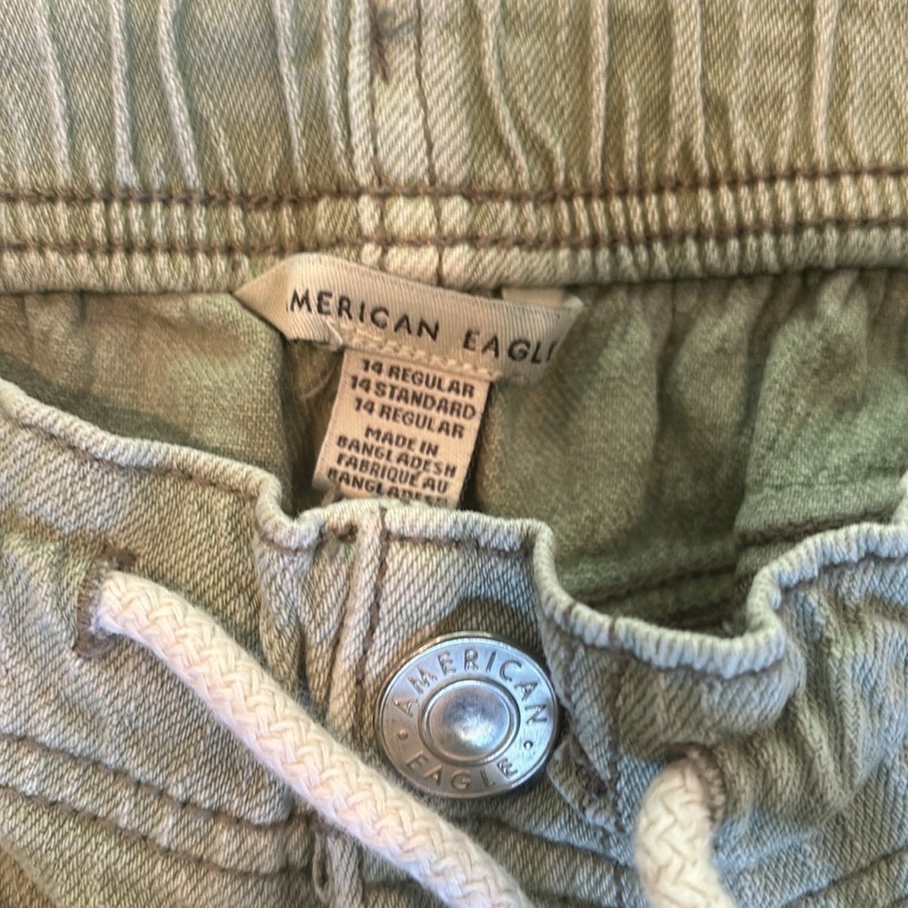 American Eagle green denim joggers - Picture 2 of 5